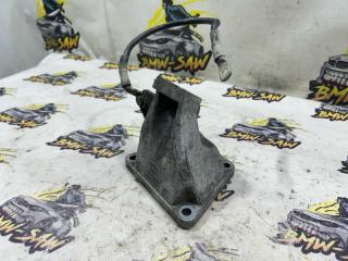 Кронштейн двигателя audi A6 2000 контрактная Кронштейн двигателя audi A6 2000