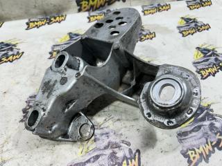 Кронштейн двигателя левый audi A6 2000 контрактная Кронштейн двигателя левый audi A6 2000