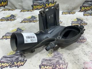 Резонатор воздушного фильтра audi 80 1994