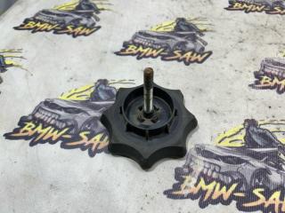 Крепление запасного колеса audi 80 1994