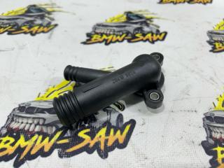 Флянец водяной BMW 3 1995