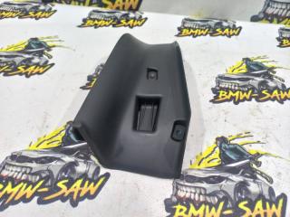 Направляющая ремня безопасности задняя правая audi a4 2003 контрактная Направляющая ремня безопасности задняя правая audi a4 2003