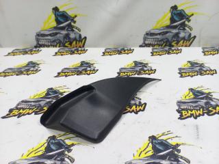 Уголок зеркала передний правый audi a4 2003