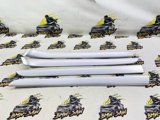 Молдинги на дверь. комплект audi a4 2004 контрактная Молдинги на дверь. комплект audi a4 2004