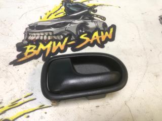 Фото запчасти ручка двери внутренняя передняя левая Mazda 626 1997 Б/У запчасть Запчасть ручка двери внутренняя передняя левая Mazda 626 1997