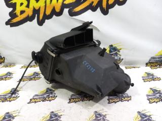 Корпус воздушного фильтра audi s6 2001