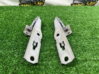 Петля капота audi a4 2004 контрактная Петля капота audi a4 2004