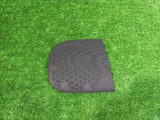 Сетка динамика передняя правая audi a4 2004 контрактная Сетка динамика передняя правая audi a4 2004