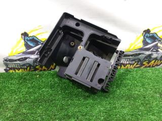 Фото запчасти кронштейн volkswagen Passat 2010 контрактная запчасть Запчасть кронштейн volkswagen Passat 2010