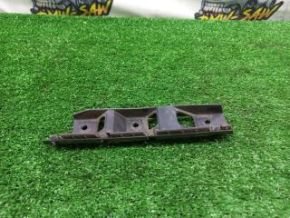 Кронштейн бампера передний левый volkswagen Passat 2010