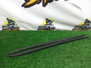 Молдинг лобового стекла volkswagen Passat 2010