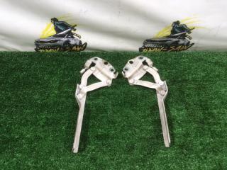 Петли капота volkswagen Passat 2010