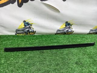 Уплотнитель стекла передний левый BMW 3 1999 контрактная Уплотнитель стекла передний левый BMW 3 1999