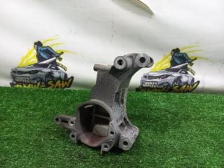 Кронштейн генератора BMW 3 1999 контрактная Кронштейн генератора BMW 3 1999