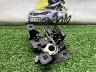 Замок капота Audi A6 2000