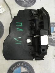 Запчасть замок боковой двери передний левый BMW