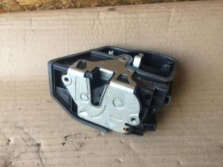 Запчасть замок боковой двери передний левый BMW