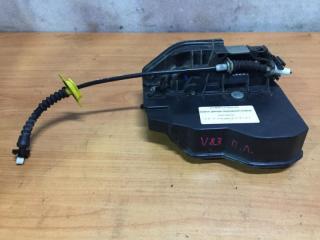 Запчасть замок боковой двери передний левый BMW