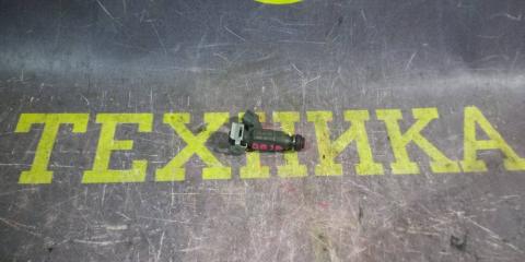 Запчасть форсунка омывателя фар Nissan