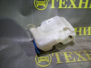 Запчасть бачок омывателя Volkswagen Golf