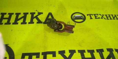 Запчасть карданчик рулевой Mazda Familia