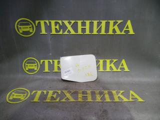 Лючок бензобака Daihatsu YRV