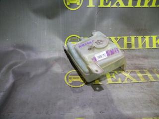 Запчасть бачок омывателя Mitsubishi Airtrek