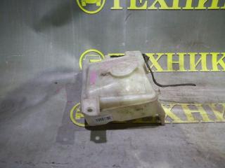 Запчасть бачок омывателя Mitsubishi Airtrek