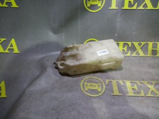 Фото запчасти бачок омывателя Toyota Duet контрактная запчасть Запчасть бачок омывателя Toyota Duet