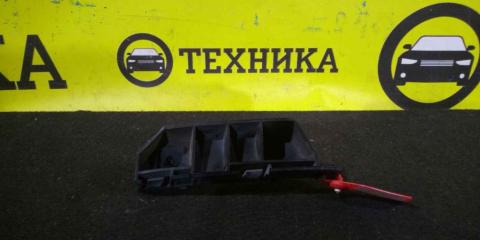Кронштейн бампера передний правый Honda Fit
