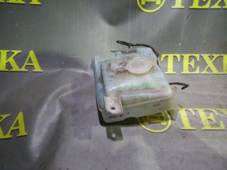 Запчасть бачок омывателя Mitsubishi Airtrek