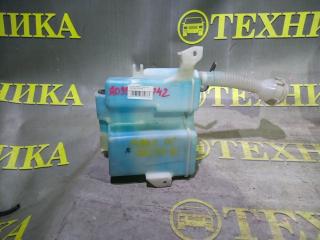 Запчасть бачок омывателя Toyota Mark X