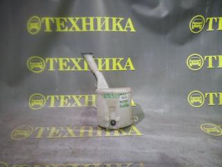 Бачок омывателя Toyota Funcargo