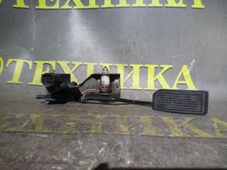 Педаль газа Nissan Primera