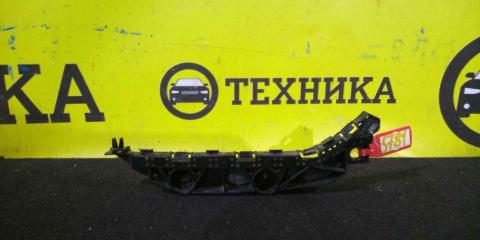Кронштейн бампера передний правый Honda Civic