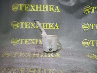Бачок омывателя Toyota Porte