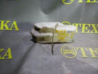 Фото запчасти бачок омывателя Toyota Duet контрактная запчасть Запчасть бачок омывателя Toyota Duet