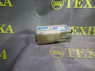 Фото запчасти бачок омывателя Toyota Duet контрактная запчасть Запчасть бачок омывателя Toyota Duet