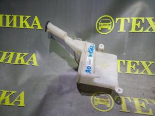 Бачок омывателя Toyota Funcargo