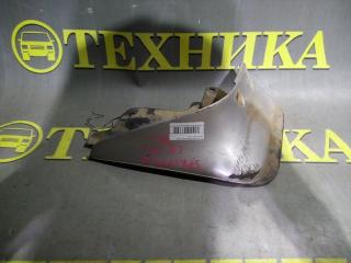 Брызговик задний левый Toyota Sprinter