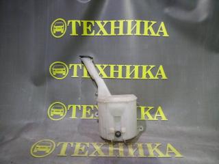 Бачок омывателя Toyota Sienta