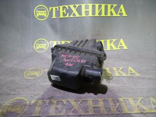 Корпус воздушного фильтра Toyota Probox