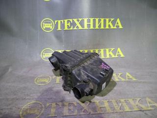 Корпус воздушного фильтра Toyota Vitz