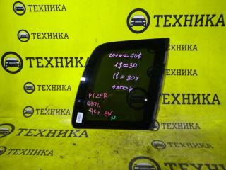 Запчасть стекло собачника правое Daihatsu Pyzar