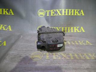 Корпус воздушного фильтра Toyota Vitz