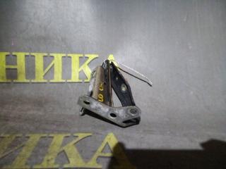 Кронштейн капота Volkswagen Polo