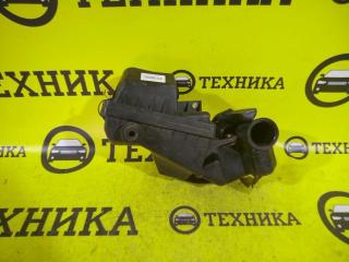 Корпус воздушного фильтра Mazda Demio DW3W