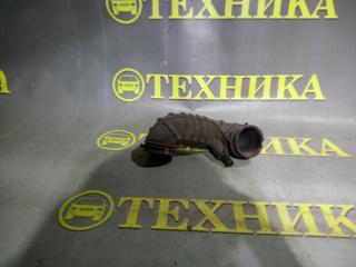 Гофра воздушного фильтра Toyota Vitz NCP10 2NZ-FE