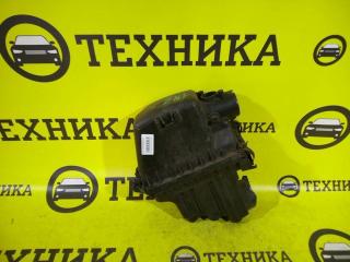 Корпус воздушного фильтра Toyota Vitz