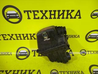 Корпус воздушного фильтра Toyota Funcargo